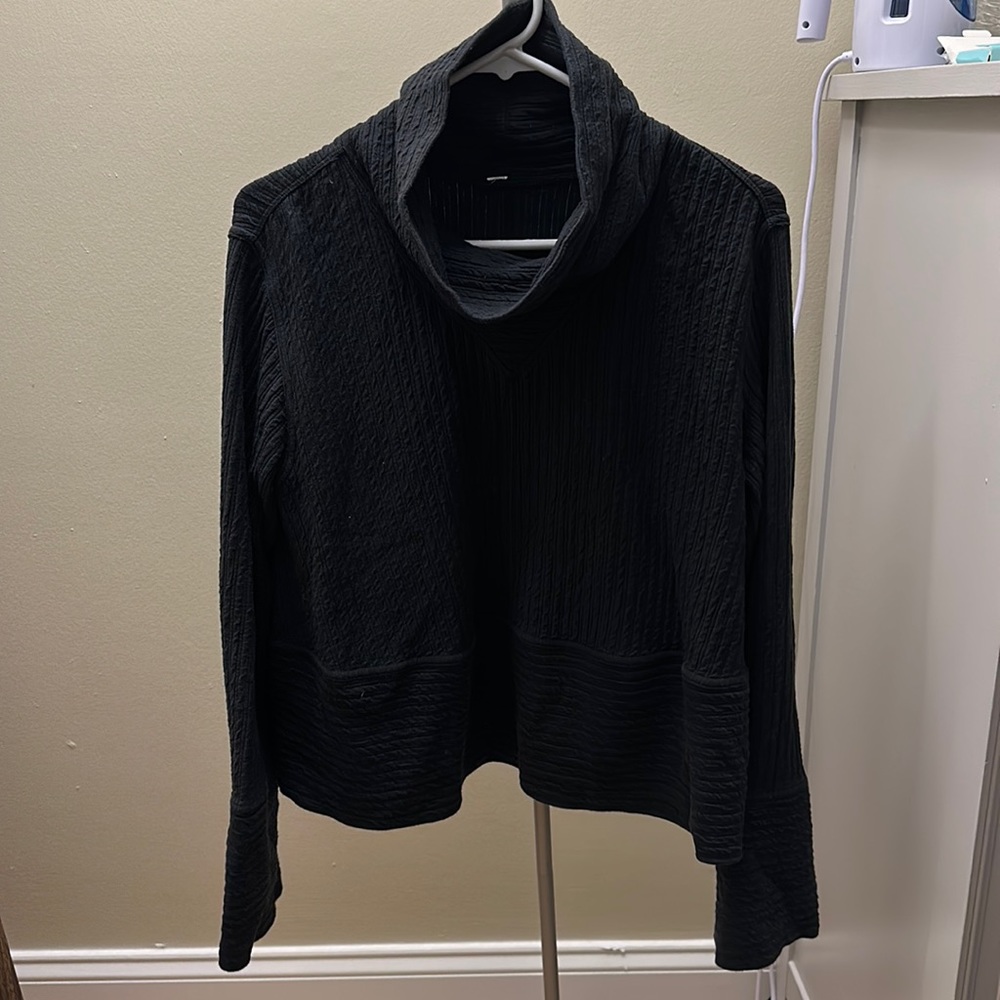 Lululemon funnel neck hoodie